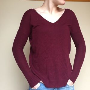 American Eagle burgundy v-neck sweater